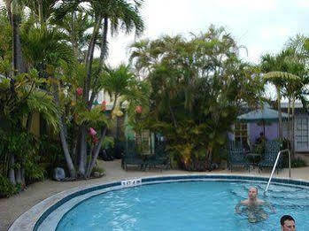 Hotel Alexander Palms Court à Key West Extérieur photo