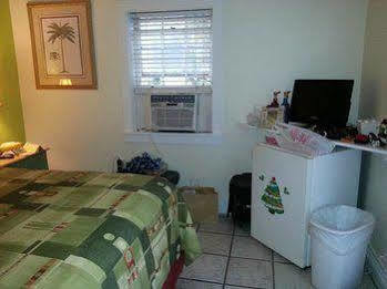 Hotel Alexander Palms Court à Key West Extérieur photo